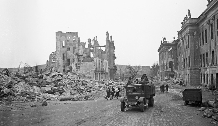 Vor 80 Jahren ging Dresden unter 